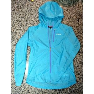 patagonia light rain jacket